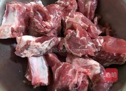 红烧排腔骨的做法图解1
