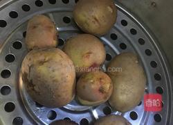 香煎小土豆的做法图解1