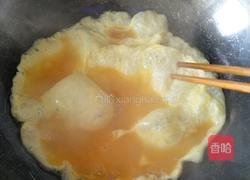 蒜台炒鸡蛋的做法图解3