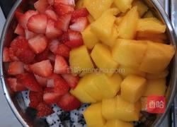 水果杯(水果缤纷）的做法图解2
