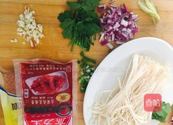 香辣金针菇的做法图解1