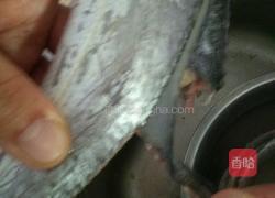 收拾带鱼小妙招的做法图解3