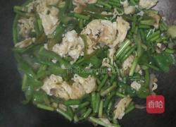 青椒蒜薹炒鸡蛋的做法图解6