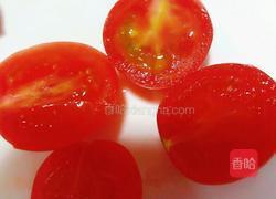 薯片番茄沙拉的做法图解2