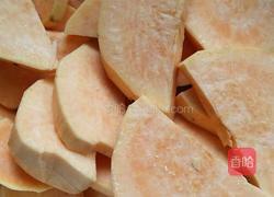 油炸红薯的做法图解1