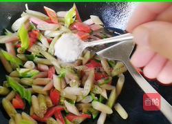 炒糖醋芡实茎的做法图解9