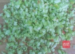 苦瓜鸡蛋汤的做法图解1