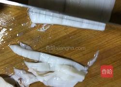 鱿鱼炒芹菜的做法图解3