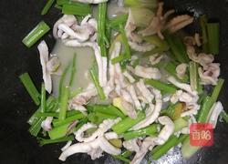 鱿鱼炒芹菜的做法图解7