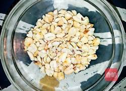 自制花生碎的做法图解4
