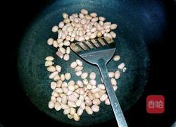 自制花生碎的做法图解1