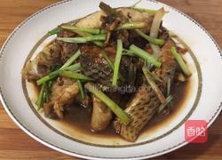 焖罗非鱼的做法图解6