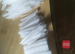 芹菜拌萝卜的做法图解2