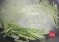 芹菜拌萝卜的做法图解4