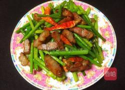 蒜苔腊肉的做法图解1