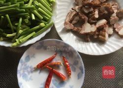 蒜苔腊肉的做法图解3