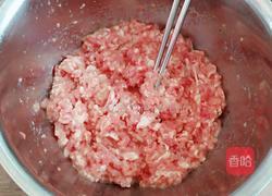 芹菜肉馅的做法图解1