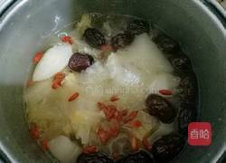红枣银耳雪梨汤的做法图解7
