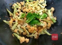 干煸花菜的做法图解8
