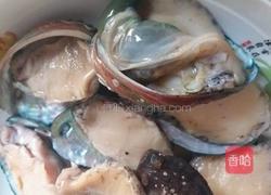 蒜蓉蒸鲍鱼的做法图解1