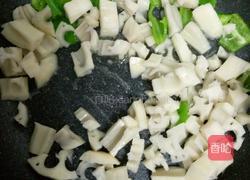 蚝油青椒藕丁的做法图解4