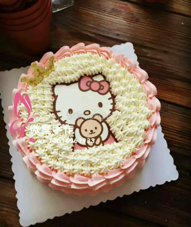 生日蛋糕整个胚做底