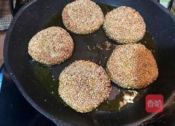 芝麻南瓜饼的做法图解7