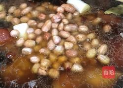 花生猪手煲的做法图解8