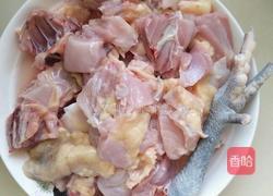 榴莲壳炖土鸡的做法图解1