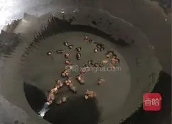 Illustration of bacon braised noodles 3