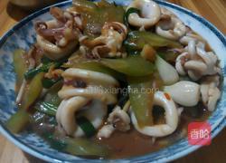 苦瓜炒鱿鱼的做法图解7