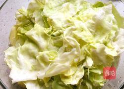 蚝油手撕包菜的做法图解1
