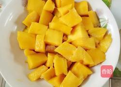 芒果椰汁糕的做法图解3