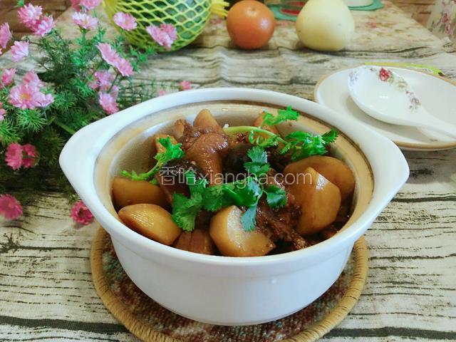 香菇土豆烧鸭腿