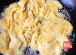 芹菜木耳鸡蛋的做法图解5