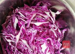 蚝油紫甘蓝的做法图解2