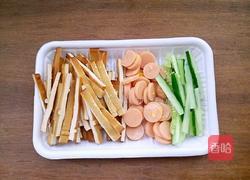 青瓜炒香干的做法图解1