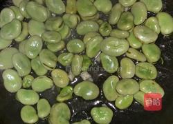 蒜蓉蚕豆的做法图解2