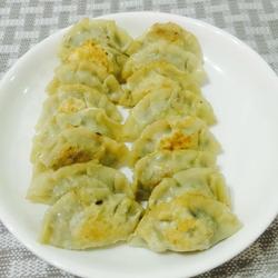生煎槐花饺子的做法[图]