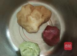 彩色球酥的做法图解1