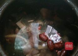 老火水鱼汤的做法图解2