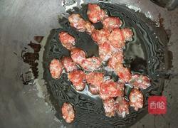 腊肠莴笋的做法图解2