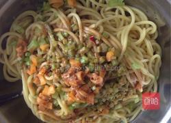 芝麻酱拌面的做法图解7