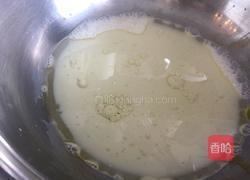 蓝莓戚风卷的做法图解2