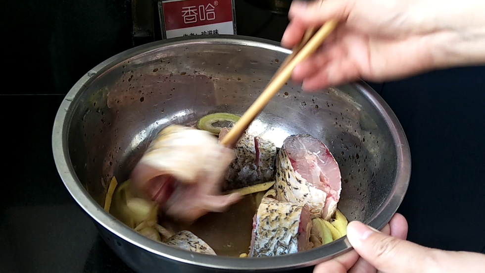 搅拌均匀腌制半个小时即可