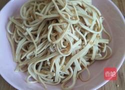 蒜泥豆腐皮的做法图解5