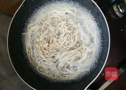 蒜泥豆腐皮的做法图解2