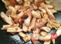 当归猪肚汤的做法图解6