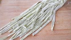 自制彩色蔬菜面的做法图解15
