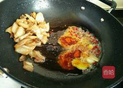 五花肉菜花香锅的做法图解7